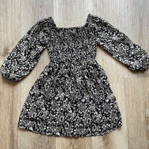 Art Class Size Small Dress